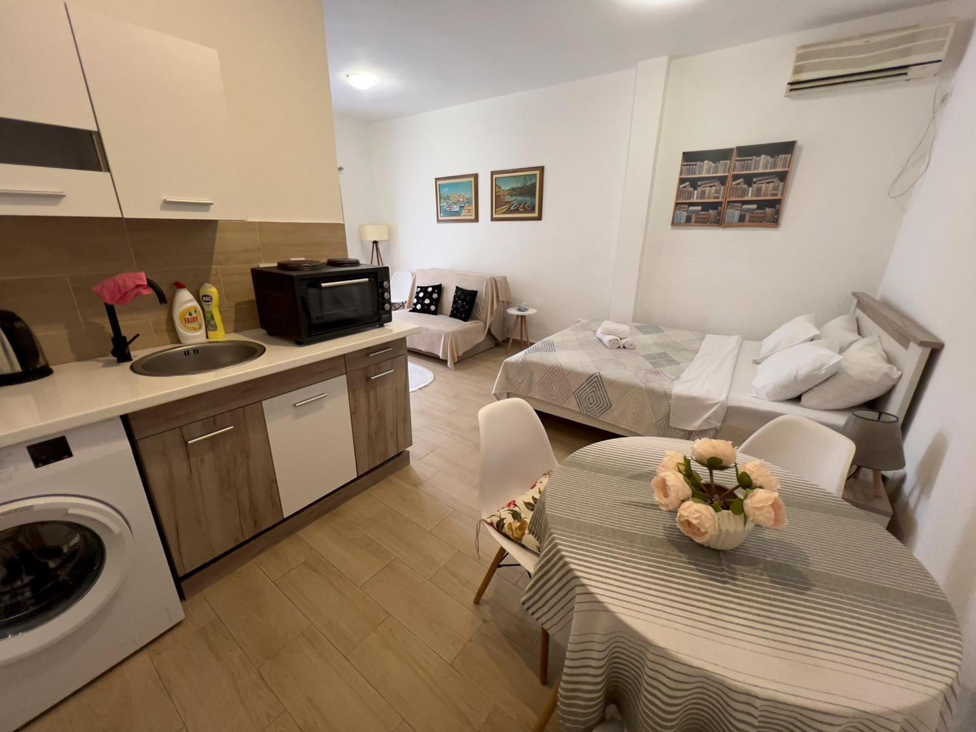 Casa Apartments, One-Bedroom Apartment Budva Bagian luar foto