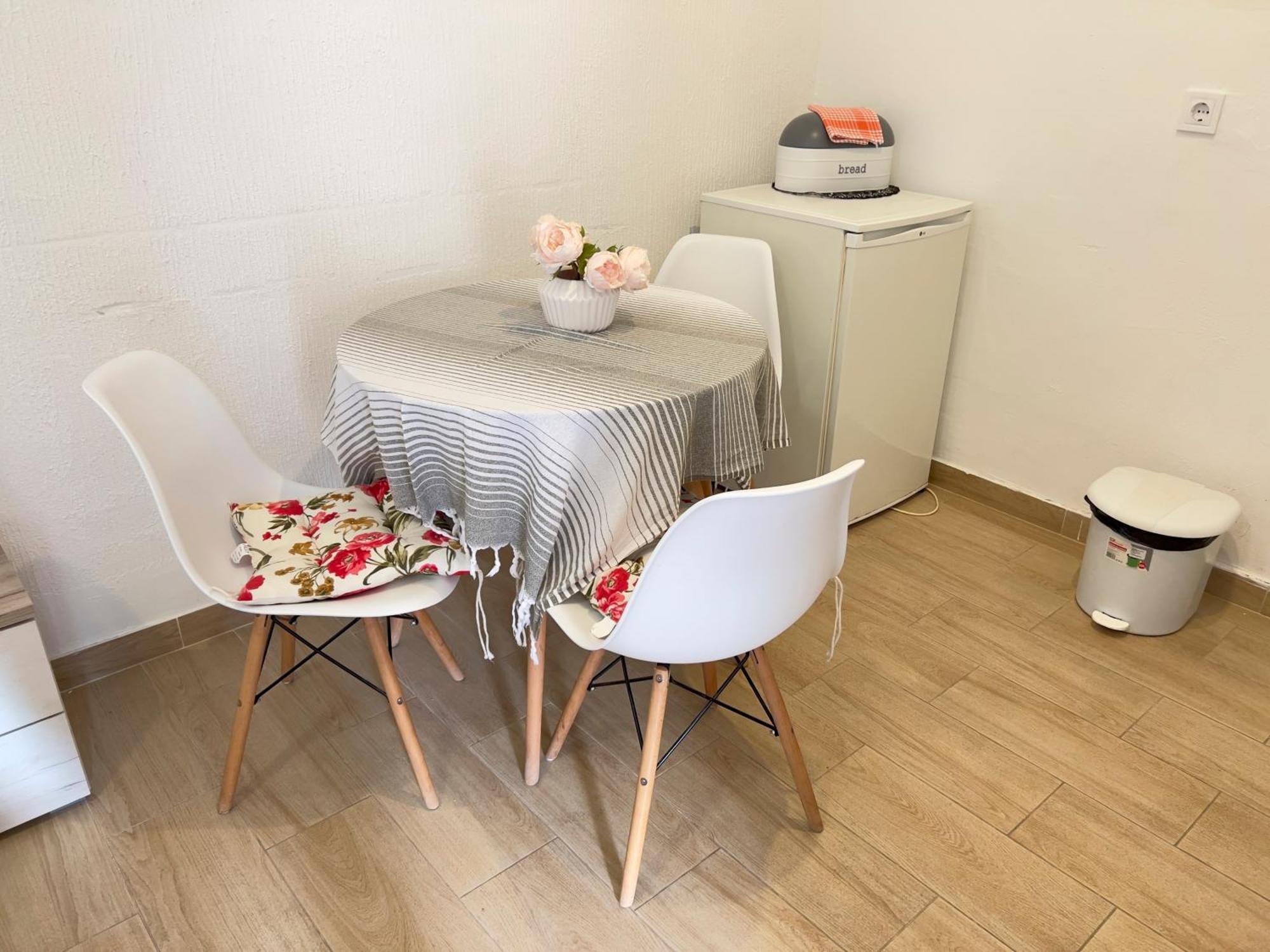 Casa Apartments, One-Bedroom Apartment Budva Bagian luar foto