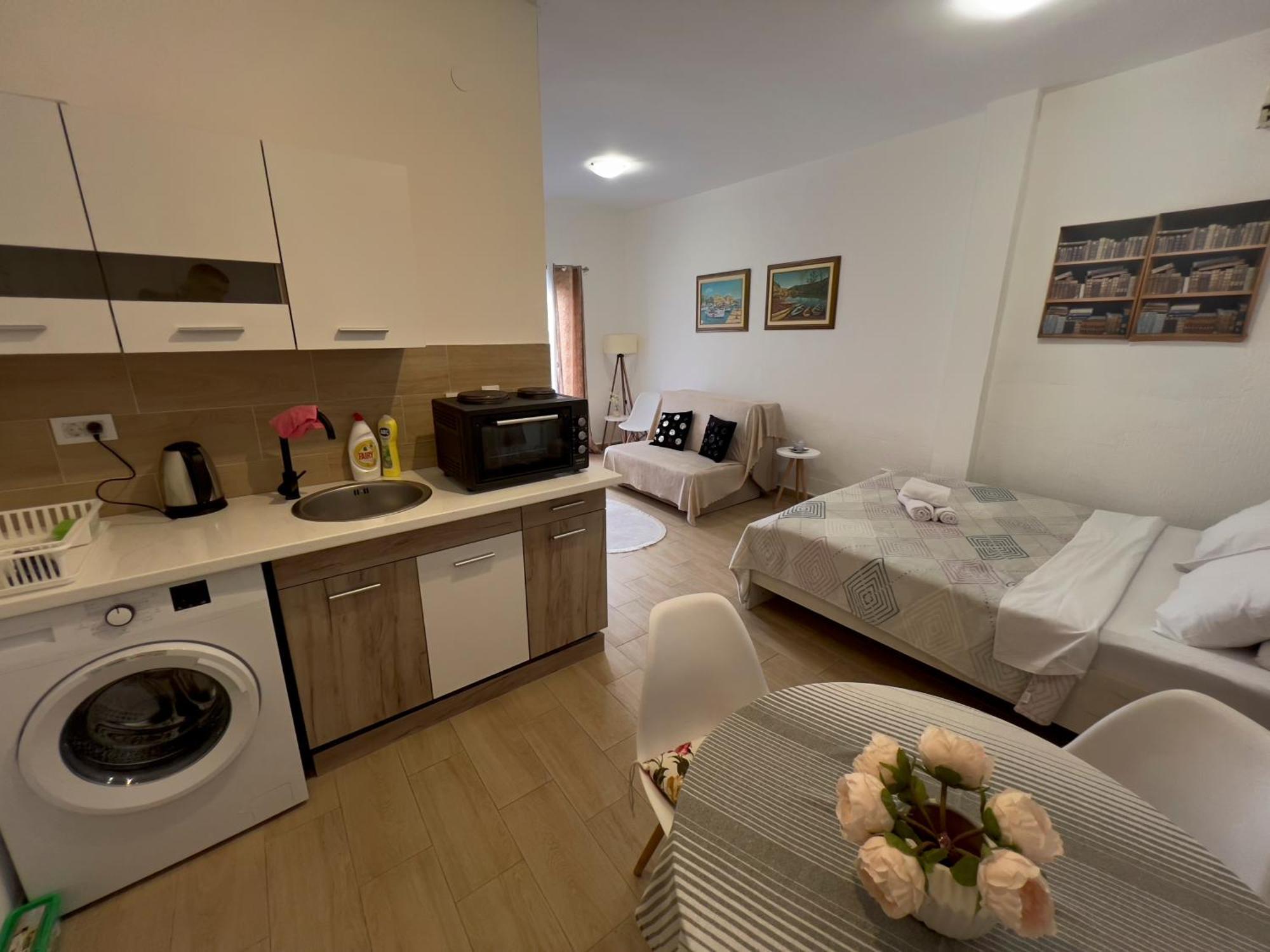Casa Apartments, One-Bedroom Apartment Budva Bagian luar foto