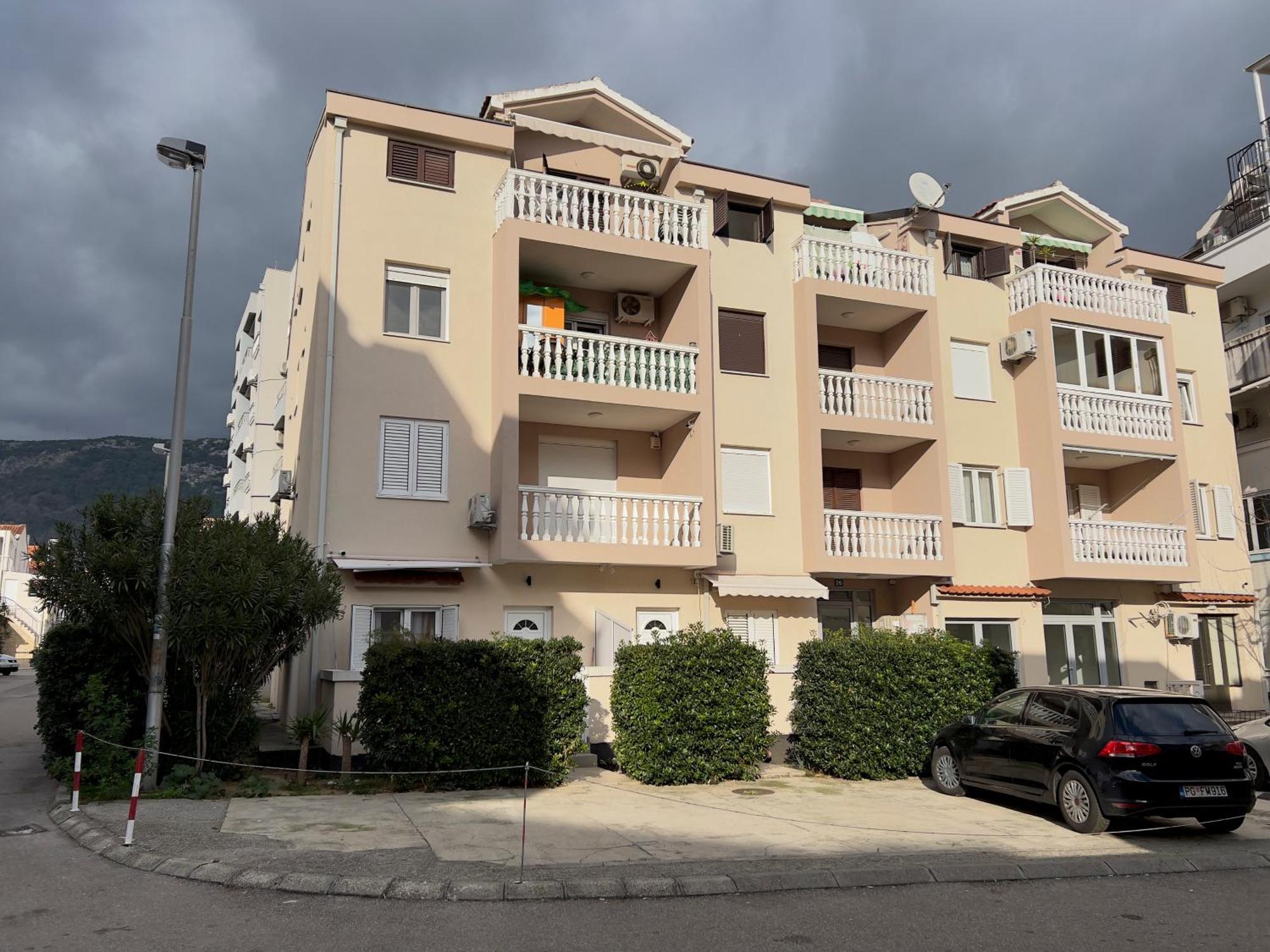 Casa Apartments, One-Bedroom Apartment Budva Bagian luar foto