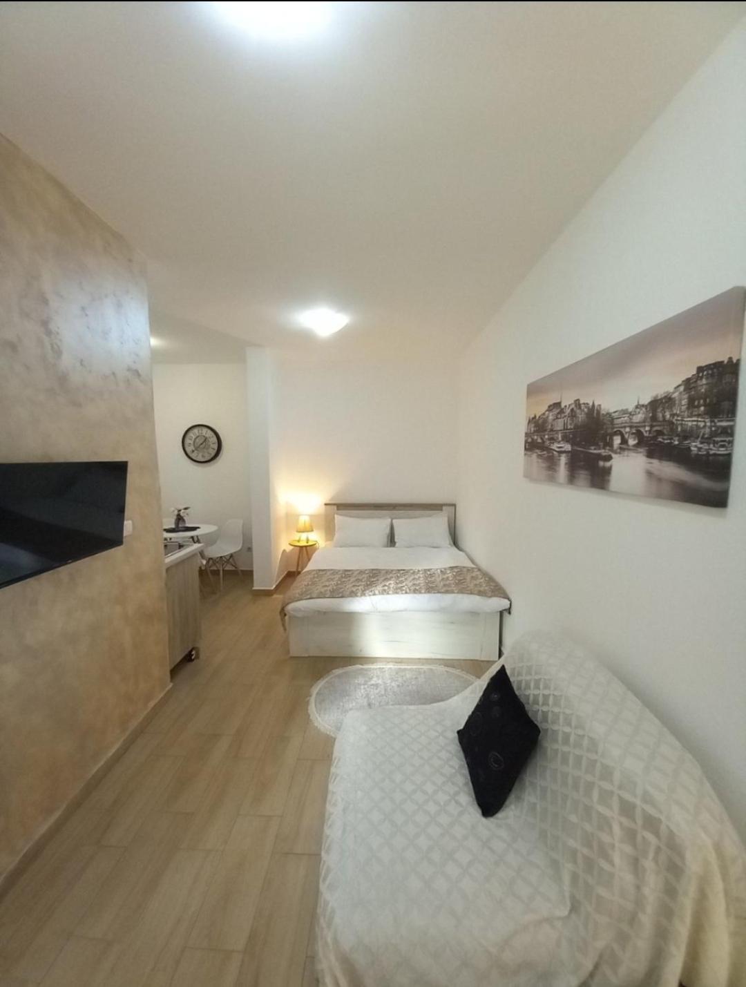 Casa Apartments, One-Bedroom Apartment Budva Bagian luar foto