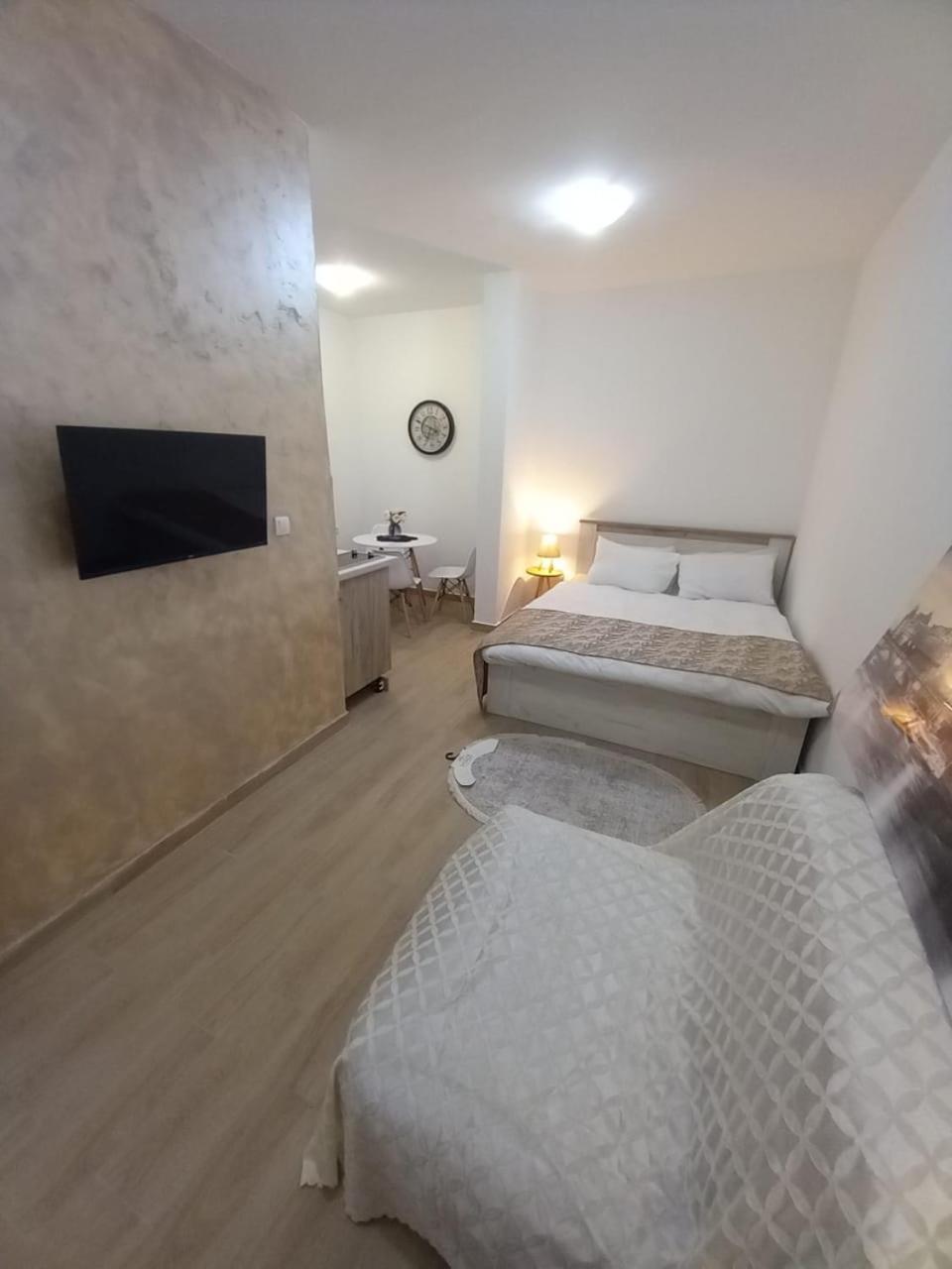 Casa Apartments, One-Bedroom Apartment Budva Bagian luar foto